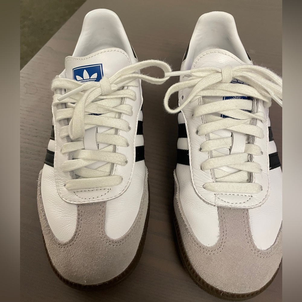 Adidas Original Samba size 6.5 M/ 7.5W